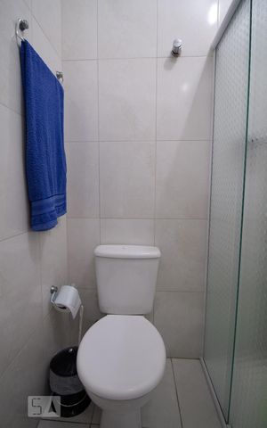 Casa de condomínio à venda com 118m², 4 quartos e 2 vagasBanheiro Social