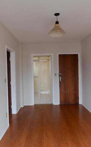 Apartamento à venda com 55m², 1 quarto e 1 vaga Apartamento à venda com 55m², 1 quarto e 1 vagaSalas