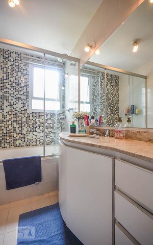 Apartamento para alugar com 128m², 3 quartos e 2 vagas Apartamento para alugar com 128m², 3 quartos e 2 vagasBanheiro suíte 2