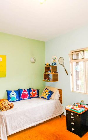 Casa à venda com 350m², 3 quartos e 5 vagas Casa à venda com 350m², 3 quartos e 5 vagasQuarto 1
