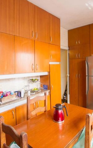 Casa à venda com 117m², 2 quartos e 2 vagasCozinha