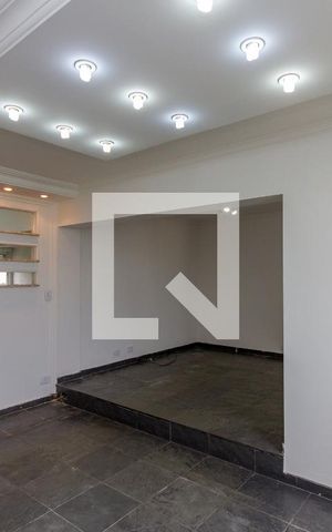 Apartamento à venda com 85m², 2 quartos e 1 vaga Apartamento à venda com 85m², 2 quartos e 1 vagaSala