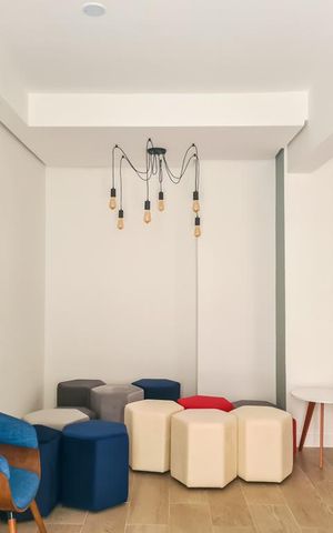 Apartamento à venda com 42m², 2 quartos e 1 vaga Apartamento à venda com 42m², 2 quartos e 1 vagaÁrea comum - Salão de Artes