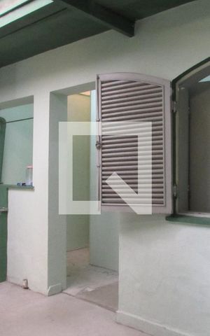 Casa à venda com 164m², 2 quartos e 1 vagaÁrea de Serviço