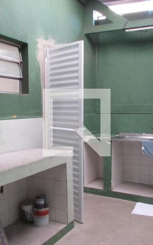 Casa à venda com 164m², 2 quartos e 1 vagaÁrea de Serviço