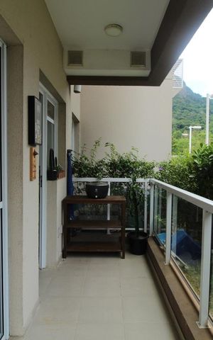 Apartamento à venda com 98m², 2 quartos e 1 vagaVaranda
