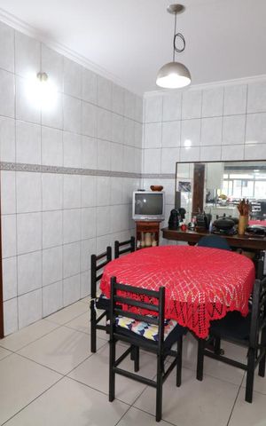 Casa à venda com 300m², 5 quartos e 4 vagasCopa