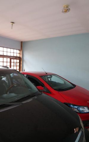 Casa à venda com 300m², 5 quartos e 4 vagasGaragem