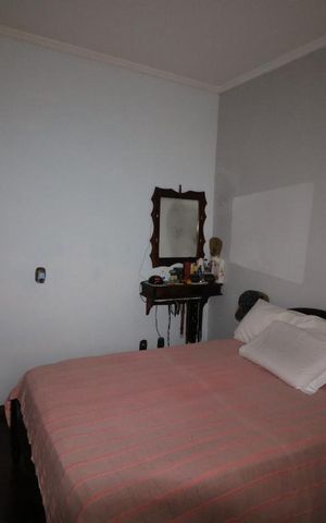 Casa à venda com 300m², 5 quartos e 4 vagasQuarto 1