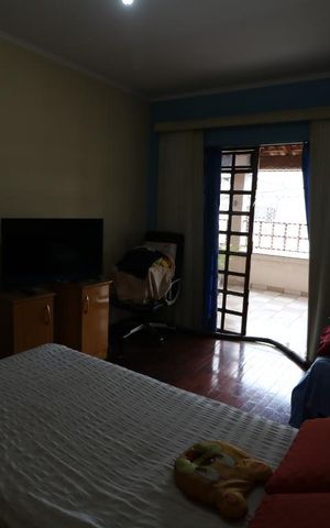 Casa à venda com 300m², 5 quartos e 4 vagasQuarto 2