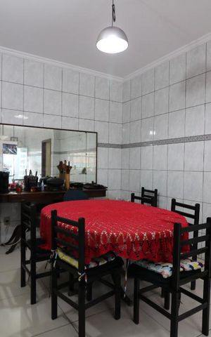Casa à venda com 300m², 5 quartos e 4 vagasCopa
