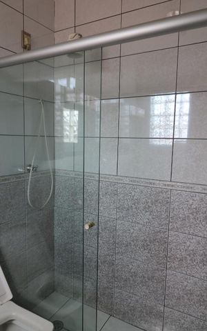 Casa à venda com 300m², 5 quartos e 4 vagasBanheiro suite