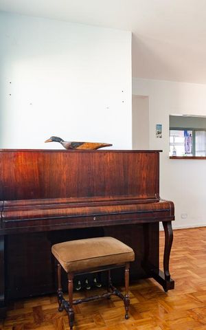 Apartamento à venda com 70m², 2 quartos e 1 vaga Apartamento à venda com 70m², 2 quartos e 1 vagaSala