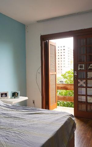 Casa à venda com 100m², 1 quarto e 3 vagasSuite