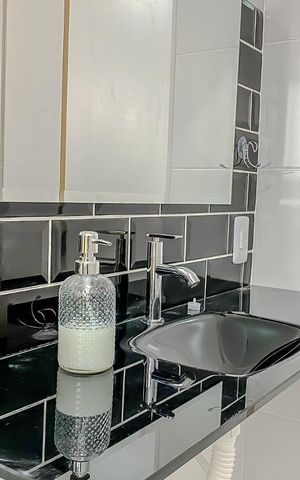 Apartamento à venda com 50m², 2 quartos e 1 vagaDetalhe Banheiro 