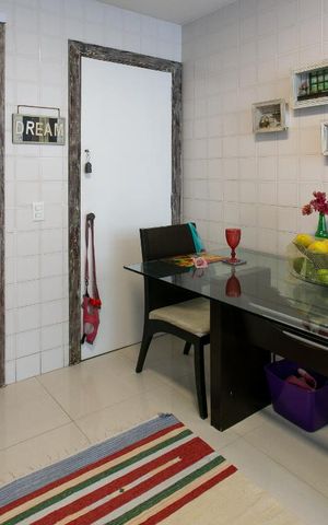 Apartamento à venda com 147m², 2 quartos e 1 vaga Apartamento à venda com 147m², 2 quartos e 1 vagaCozinha e Área de Serviço
