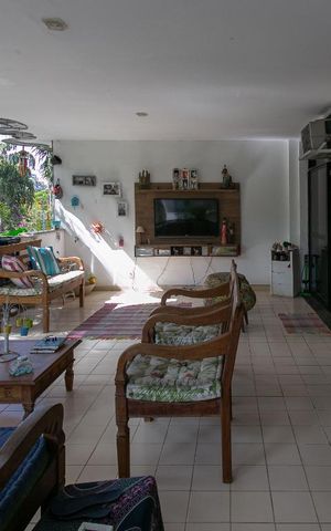Apartamento à venda com 147m², 2 quartos e 1 vaga Apartamento à venda com 147m², 2 quartos e 1 vagaVaranda da Sala