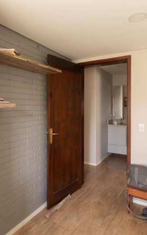Casa à venda com 300m², 4 quartos e 5 vagas Casa à venda com 300m², 4 quartos e 5 vagasQuarto 2