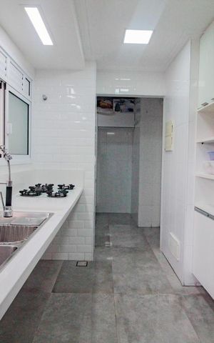 Apartamento à venda com 142m², 3 quartos e 2 vagasCozinha