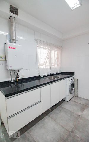 Apartamento à venda com 142m², 3 quartos e 2 vagasCozinha