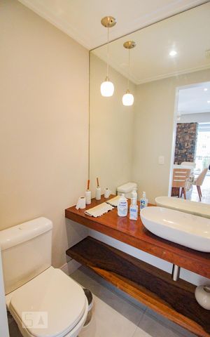 Apartamento à venda com 142m², 3 quartos e 2 vagasBanheiro
