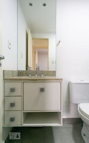Apartamento à venda com 67m², 2 quartos e 1 vagaBanheiro