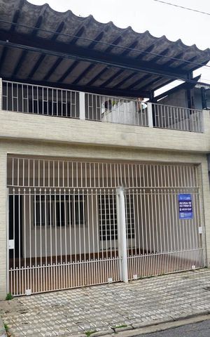 Casa à venda com 181m², 3 quartos e 2 vagasVaranda da Frente