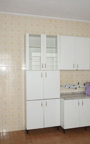 Casa à venda com 181m², 3 quartos e 2 vagasCozinha