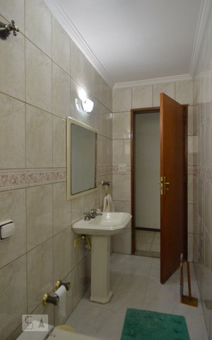 Casa à venda com 870m², 8 quartos e 8 vagasBanheiro 1
