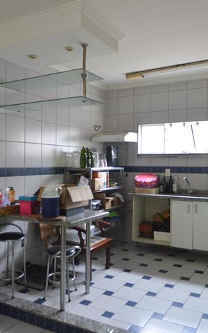 Casa à venda com 870m², 8 quartos e 8 vagasCobertura