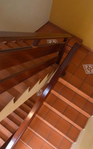 Casa à venda com 870m², 8 quartos e 8 vagasHall e escada