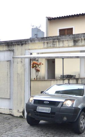 Casa à venda com 870m², 8 quartos e 8 vagasFachada externa