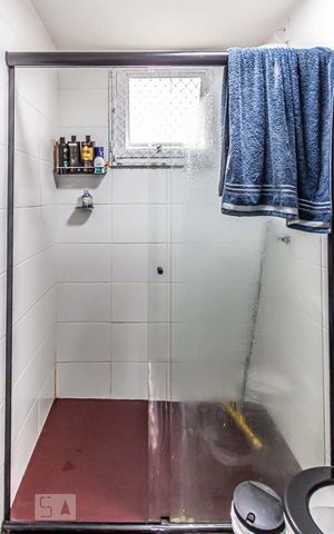 Apartamento para alugar com 36m², 2 quartos e sem vaga Apartamento para alugar com 36m², 2 quartos e sem vagaBanheiro