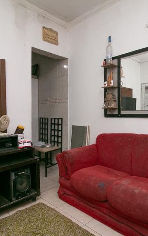 Casa à venda com 50m², 1 quarto e 1 vagaSala