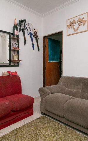 Casa à venda com 50m², 1 quarto e 1 vagaSala