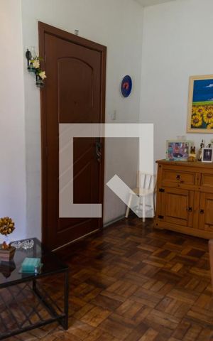 Apartamento à venda com 98m², 3 quartos e sem vaga Apartamento à venda com 98m², 3 quartos e sem vagaSala
