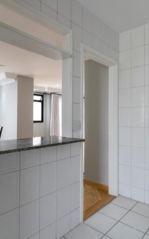 Apartamento à venda com 120m², 2 quartos e 2 vagasCozinha