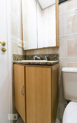 Apartamento à venda com 120m², 2 quartos e 2 vagasBanheiro da Suíte 2