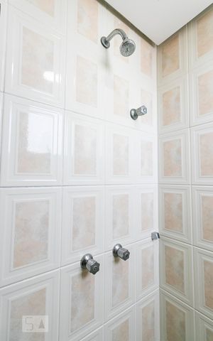 Apartamento à venda com 120m², 2 quartos e 2 vagasBanheiro da Suíte 1 - Chuveiro