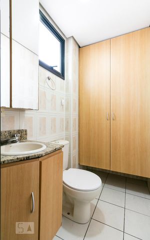Apartamento à venda com 120m², 2 quartos e 2 vagasBanheiro da Suíte 1