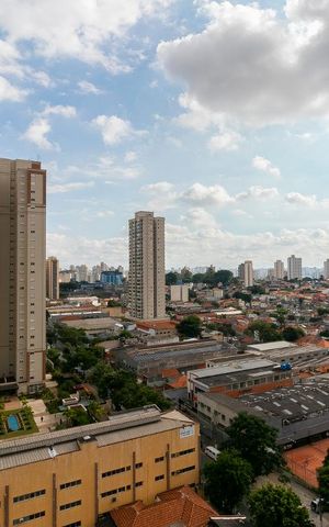 Apartamento à venda com 120m², 2 quartos e 2 vagasVaranda - Vista