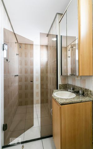 Apartamento à venda com 120m², 2 quartos e 2 vagasBanheiro da Suíte 1