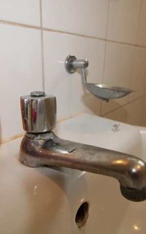 Casa à venda com 800m², 4 quartos e 6 vagasBanheiro da Piscina