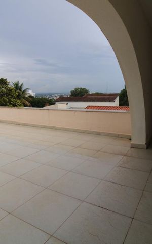 Casa à venda com 800m², 4 quartos e 6 vagasTerraço