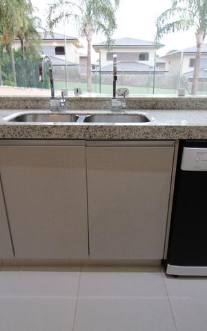 Casa à venda com 800m², 4 quartos e 6 vagasCozinha