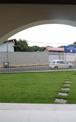 Casa à venda com 800m², 4 quartos e 6 vagasVista 2 da Sala 