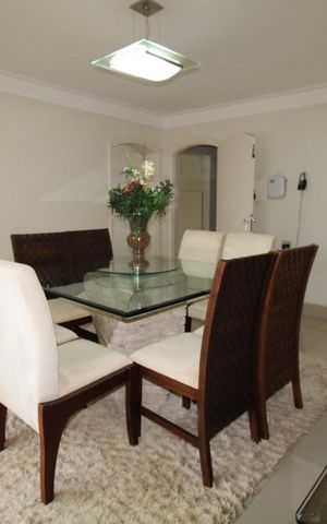 Casa à venda com 800m², 4 quartos e 6 vagasSala de Jantar