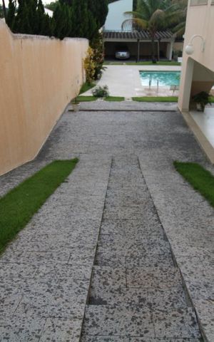 Casa à venda com 800m², 4 quartos e 6 vagasAcesso ao quintal