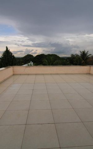 Casa à venda com 800m², 4 quartos e 6 vagasTerraço