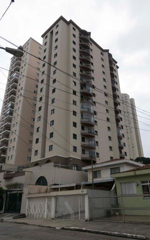 Apartamento para alugar com 95m², 3 quartos e 2 vagasFachada